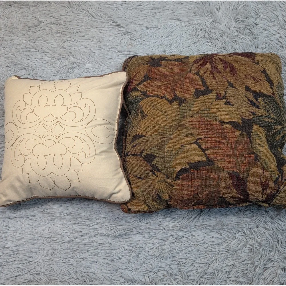 Vintage Set Of 2 Throw Pillows Floral Home‎ Decor Art Comfort
